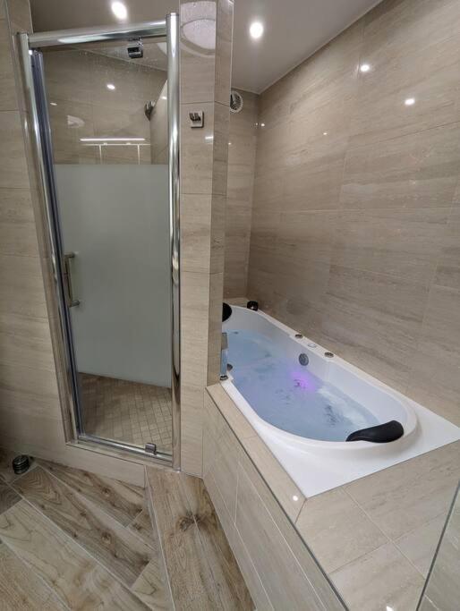 Le Cosy-Chic - T3 Balneo A Villeurbanne / Lyon Exterior foto